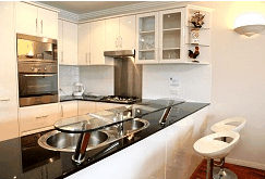 Jack And Newell Cairns Holiday Apartments - Accommodation 4U 2