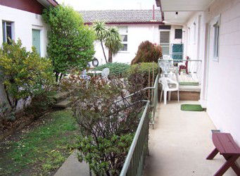 Rainbow Motel - Accommodation 4U 1