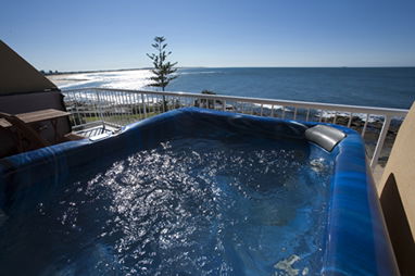 Oceanfront Motel - Accommodation 4U 1