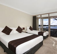 Waters Edge Country Comfort - Accommodation 4U