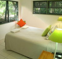 The Retreat Beach Houses - Accommodation 4U