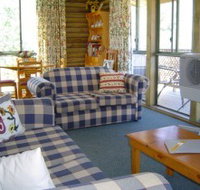 Myrtle Creek Cottages - Accommodation 4U