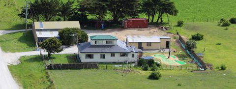 King Island Golf And Surf Accommodation - Accommodation 4U 0