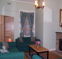 Mountain Top Holiday Home - Accommodation 4U