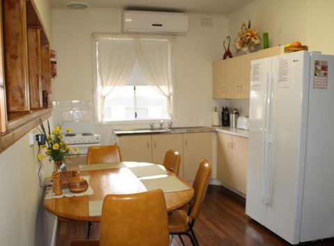 Executive Holiday Rental - Accommodation 4U 2