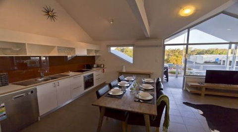 Bo'Vine Holiday Apartment - Accommodation 4U 0