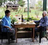 Stone Hut Cottages - Accommodation 4U