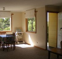 Freycinet Marine Farm accommodation - Accommodation 4U