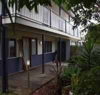 Moffat Beach Pet Friendly Holiday House - Accommodation 4U