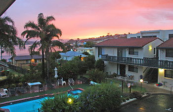 Crown Apartments - Accommodation 4U 1