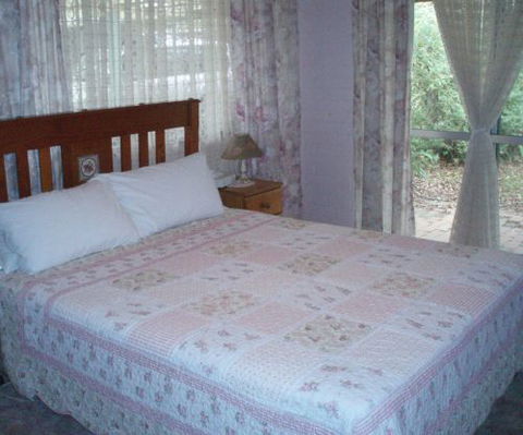 Eighteen Mile Cottage And Homestead - Accommodation 4U 7