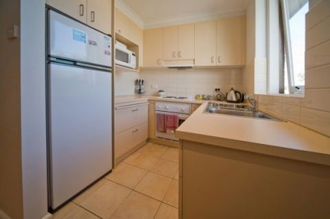 Ruby Inn - Stay Innercity - Accommodation 4U 1