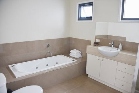 Lorne Holiday Stays - Accommodation 4U 4