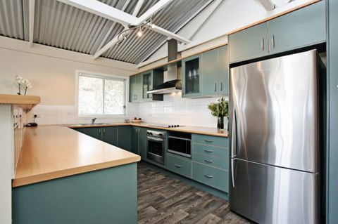 Coral Sands Luxury Beach House - Accommodation 4U 2