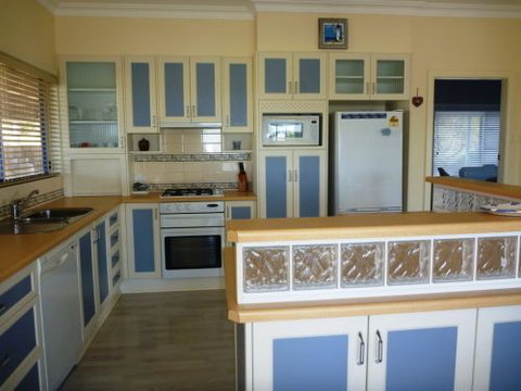 Hedgehog House - Accommodation 4U 2