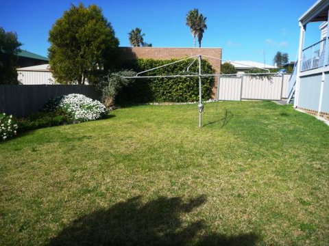 Hedgehog House - Accommodation 4U 4