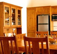 Cottages On Lovedale - Accommodation 4U