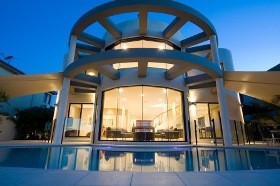 Paradise Point QLD Accommodation 4U