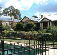 Chapel House - Accommodation 4U
