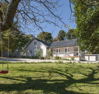Sutton House - Accommodation 4U