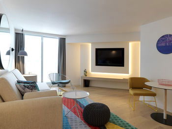QT Bondi - Accommodation 4U 9