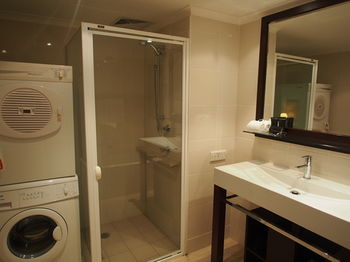 The York By Swiss-Belhotel International - Accommodation 4U 16