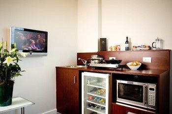 Amora Riverwalk Melbourne - Accommodation 4U 17