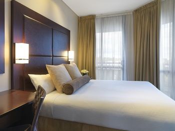 Amora Riverwalk Melbourne - Accommodation 4U 26