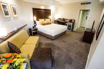 Amora Riverwalk Melbourne - Accommodation 4U 62