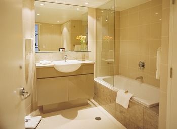 Adina Apartment Hotel Sydney, Harbourside - Accommodation 4U 0