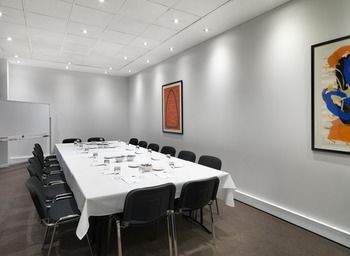 Adina Apartment Hotel Sydney, Harbourside - Accommodation 4U 10