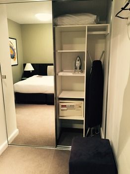 Adina Apartment Hotel Sydney, Harbourside - Accommodation 4U 23