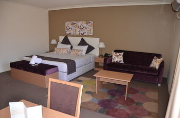 Country Comfort Hunts Liverpool - Accommodation 4U 0