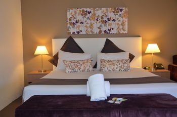 Country Comfort Hunts Liverpool - Accommodation 4U 3