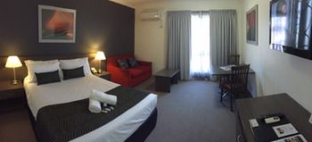 Country Comfort Hunts Liverpool - Accommodation 4U 16