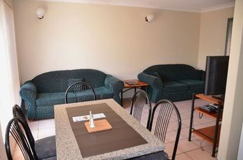 Country Comfort Hunts Liverpool - Accommodation 4U 48