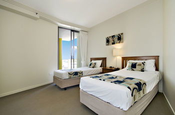 Pumicestone Blue - Accommodation 4U 18