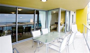 Pumicestone Blue - Accommodation 4U 4