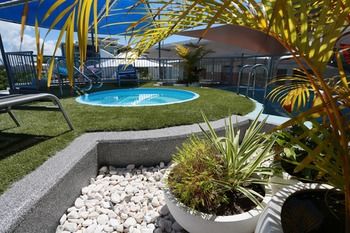 Beach Club Resort - Accommodation 4U 8