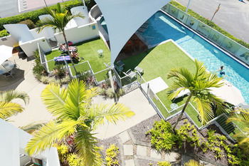 Beach Club Resort - Accommodation 4U 9