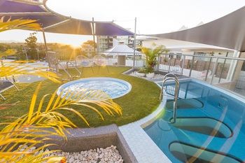 Beach Club Resort - Accommodation 4U 48