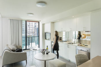 Fraser Place Melbourne - Accommodation 4U 29