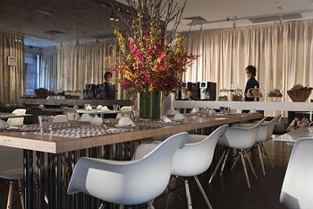 Fraser Place Melbourne - Accommodation 4U 1