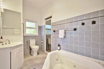 Dolphin Sands - Accommodation 4U 7