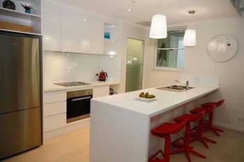 The Emerald Resort Noosa - Accommodation 4U 12