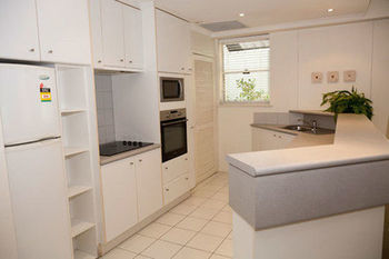 The Emerald Resort Noosa - Accommodation 4U 13