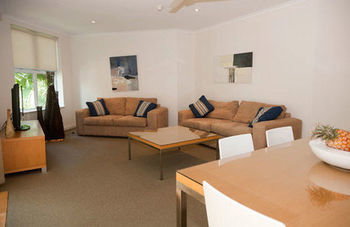 The Emerald Resort Noosa - Accommodation 4U 19