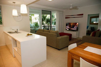 The Emerald Resort Noosa - Accommodation 4U 55