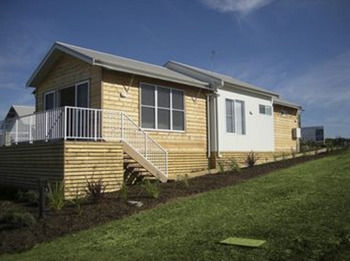 Caves Beachside Hotel - Accommodation 4U 26