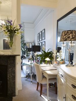 Andre's Mews Luxury Serviced Apartments - Accommodation 4U 9